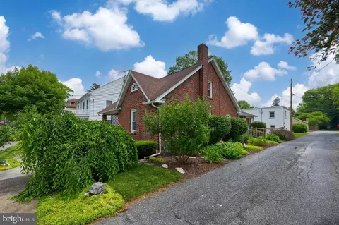 321 Linden St, Lititz, PA 17543 photo 43