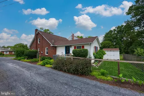 321 Linden St, Lititz, PA 17543 photo 42