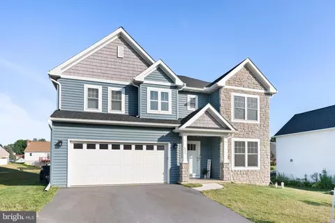 621 N Pier Dr, Lancaster, PA 17603