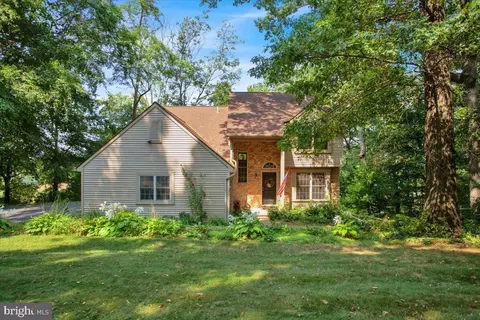 753 Kames Hill Rd, Columbia, PA 17512