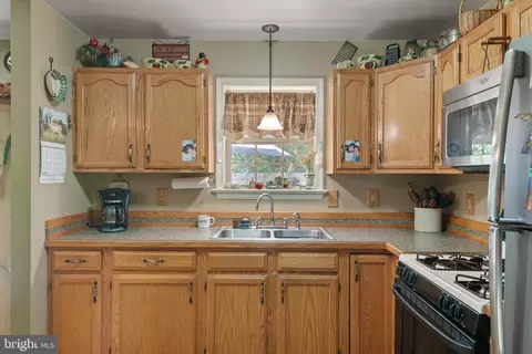 Kitchen - 1411 River Rd, Drumore, PA 17518 photo 2 of 2