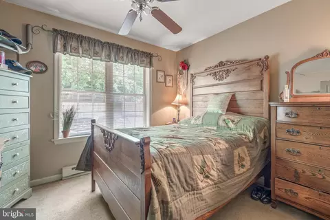 Bedroom - 1411 River Rd, Drumore, PA 17518 photo 3 of 4