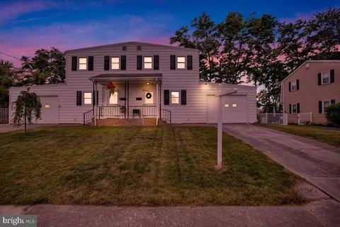 Exterior - 406 W 6th St, Lititz, PA 17543 photo 9 of 9