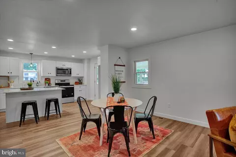 Dining - 406 W 6th St, Lititz, PA 17543 photo 1 of 2