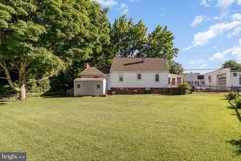 Exterior - 16 Landis Valley Rd, Lititz, PA 17543 photo 10 of 11