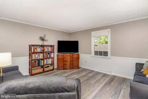 Living - 16 Landis Valley Rd, Lititz, PA 17543 photo 2 of 2