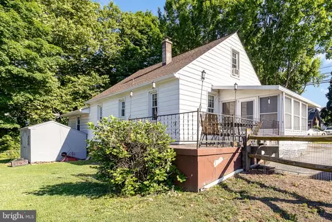 Exterior - 16 Landis Valley Rd, Lititz, PA 17543 photo 8 of 11
