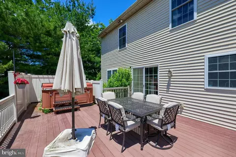 Exterior - 3024 Weaver Rd, Lititz, PA 17543 photo 3 of 12