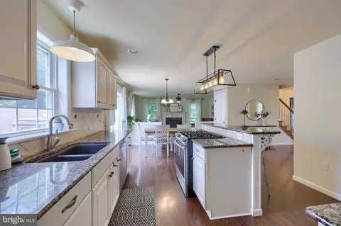 Kitchen - 3024 Weaver Rd, Lititz, PA 17543 photo 2 of 4