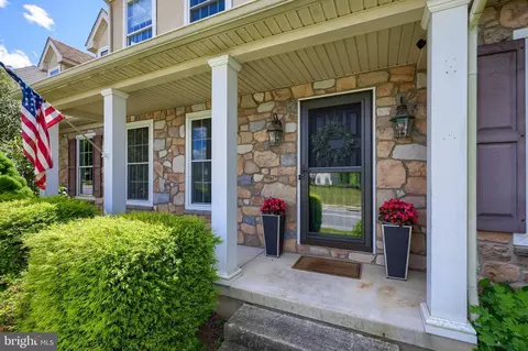 Exterior - 3024 Weaver Rd, Lititz, PA 17543 photo 2 of 12
