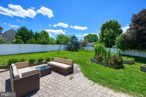 Exterior - 3024 Weaver Rd, Lititz, PA 17543 photo 6 of 12
