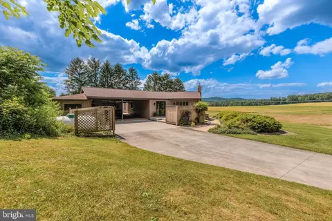 Exterior - 300 Long Ln, Lititz, PA 17543 photo 9 of 14