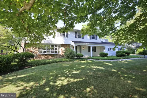 1174 W Main St, Ephrata, PA 17522