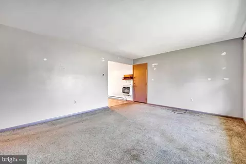 Living - 35 E Summit Dr, Stevens, PA 17578 photo 1 of 4