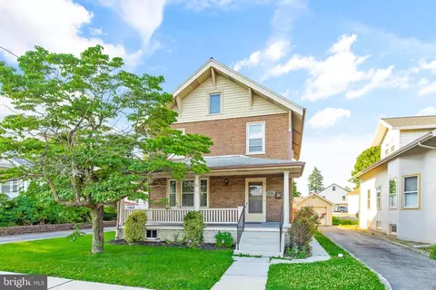 2029 Linden St, East Petersburg, PA 17520