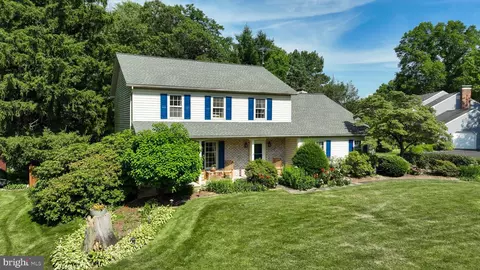 Exterior - 1129 Old Eagle Rd, Lancaster, PA 17601 photo 3 of 23