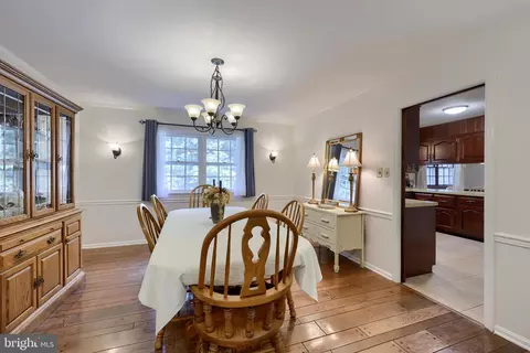 Dining - 1129 Old Eagle Rd, Lancaster, PA 17601 photo 3 of 4