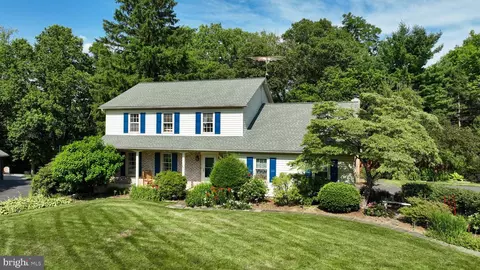 1129 Old Eagle Rd, Lancaster, PA 17601
