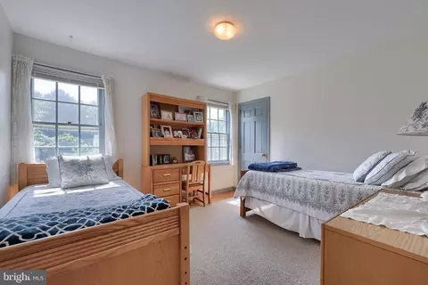 Bedroom - 1129 Old Eagle Rd, Lancaster, PA 17601 photo 3 of 7