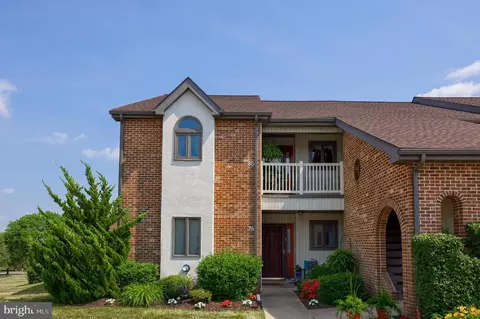 80 Black Oak Dr, Lancaster, PA 17602