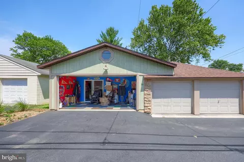20 E Market St, Lititz, PA 17543 photo 34