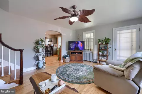 20 E Market St, Lititz, PA 17543 photo 5
