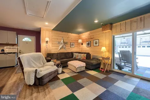 20 E Market St, Lititz, PA 17543 photo 22