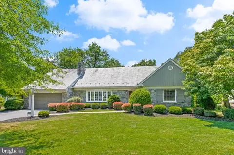 1408 Clayton Rd, Lancaster, PA 17603