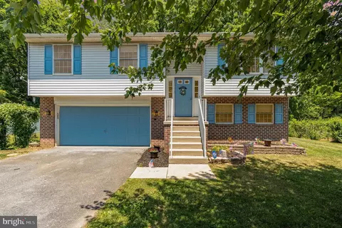 129 Wheatfield Ct, Quarryville, PA 17566