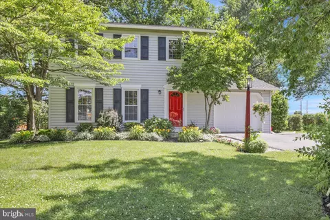 506 Wagonwheel Rd, Lititz, PA 17543