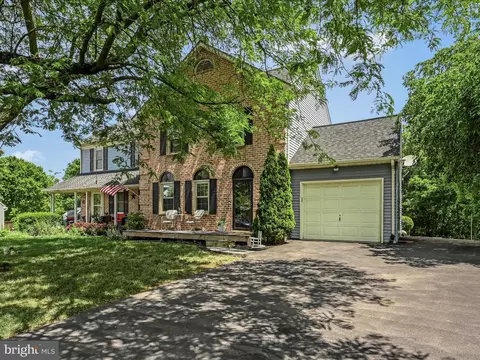 2526 Chrismar Way, East Petersburg, PA 17520