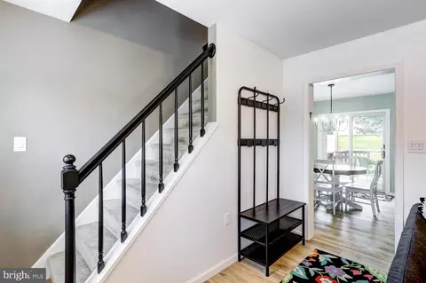 Entry Way - 37 Winding Way, Lititz, PA 17543 photo 2 of 5