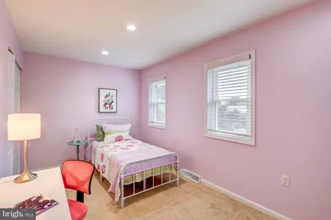 Bedroom - 37 Winding Way, Lititz, PA 17543 photo 3 of 5