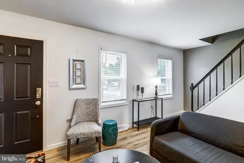 Entry Way - 37 Winding Way, Lititz, PA 17543 photo 1 of 5