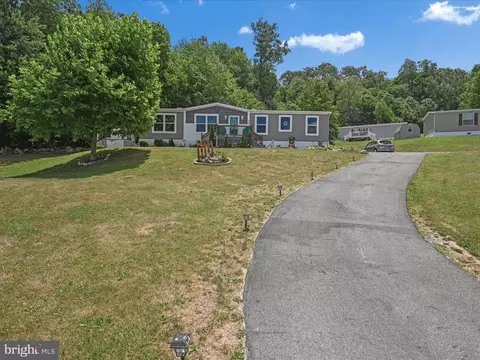 721 Jeb Dr, Gap, PA 17527