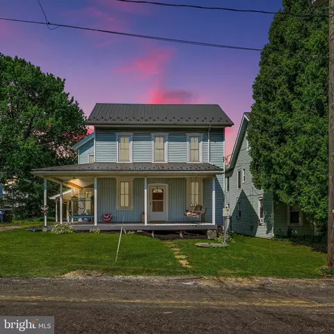 111 Spring Grove Rd, East Earl, PA 17519