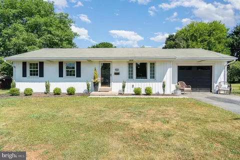 231 Circle Dr, Quarryville, PA 17566