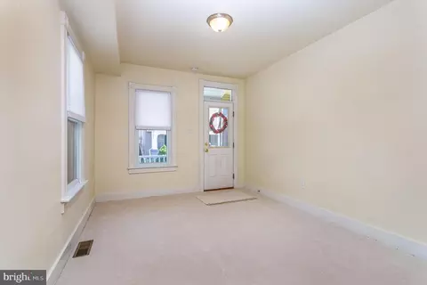 129 E Lincoln Ave, Lititz, PA 17543 photo 5