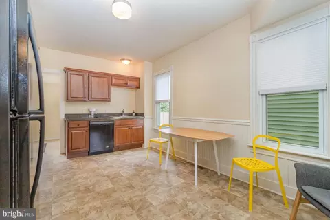 129 E Lincoln Ave, Lititz, PA 17543 photo 9