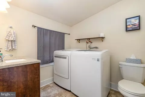 129 E Lincoln Ave, Lititz, PA 17543 photo 13