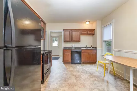 129 E Lincoln Ave, Lititz, PA 17543 photo 12
