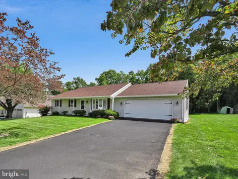 152 Stonewyck Dr, Lancaster, PA 17603
