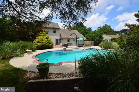 Exterior - 627 Woodcrest Ave, Lititz, PA 17543 photo 17 of 21