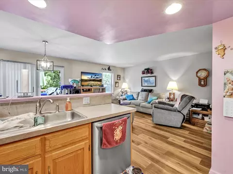 Kitchen - 112 Moorland Ct, Lititz, PA 17543 photo 3 of 3