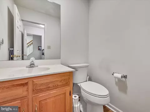 Bath - 112 Moorland Ct, Lititz, PA 17543 photo 1 of 2