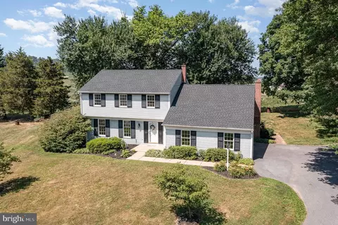 116 Arrowhead Cir, Conestoga, PA 17516
