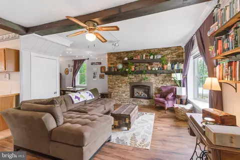 9 Stevens Rd, Stevens, PA 17578 photo 7