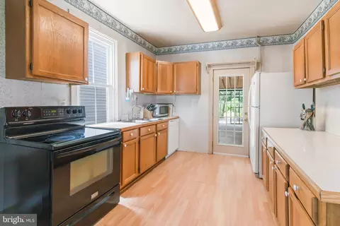 9 Stevens Rd, Stevens, PA 17578 photo 4