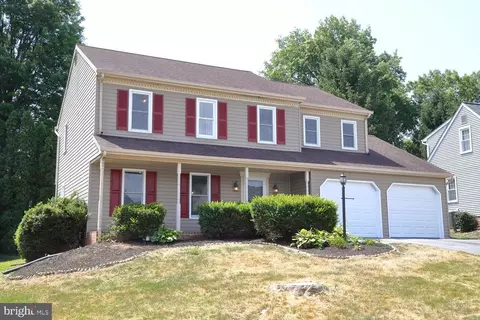 1548 Dunmore Dr, Lancaster, PA 17602