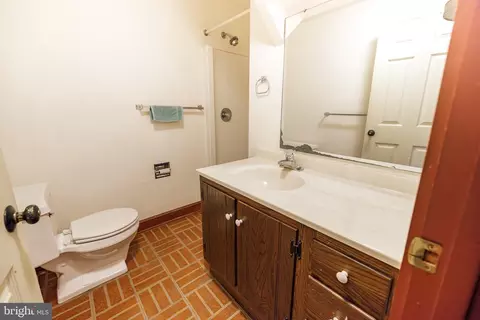 34 Pinewood Ave, Lititz, PA 17543 photo 34